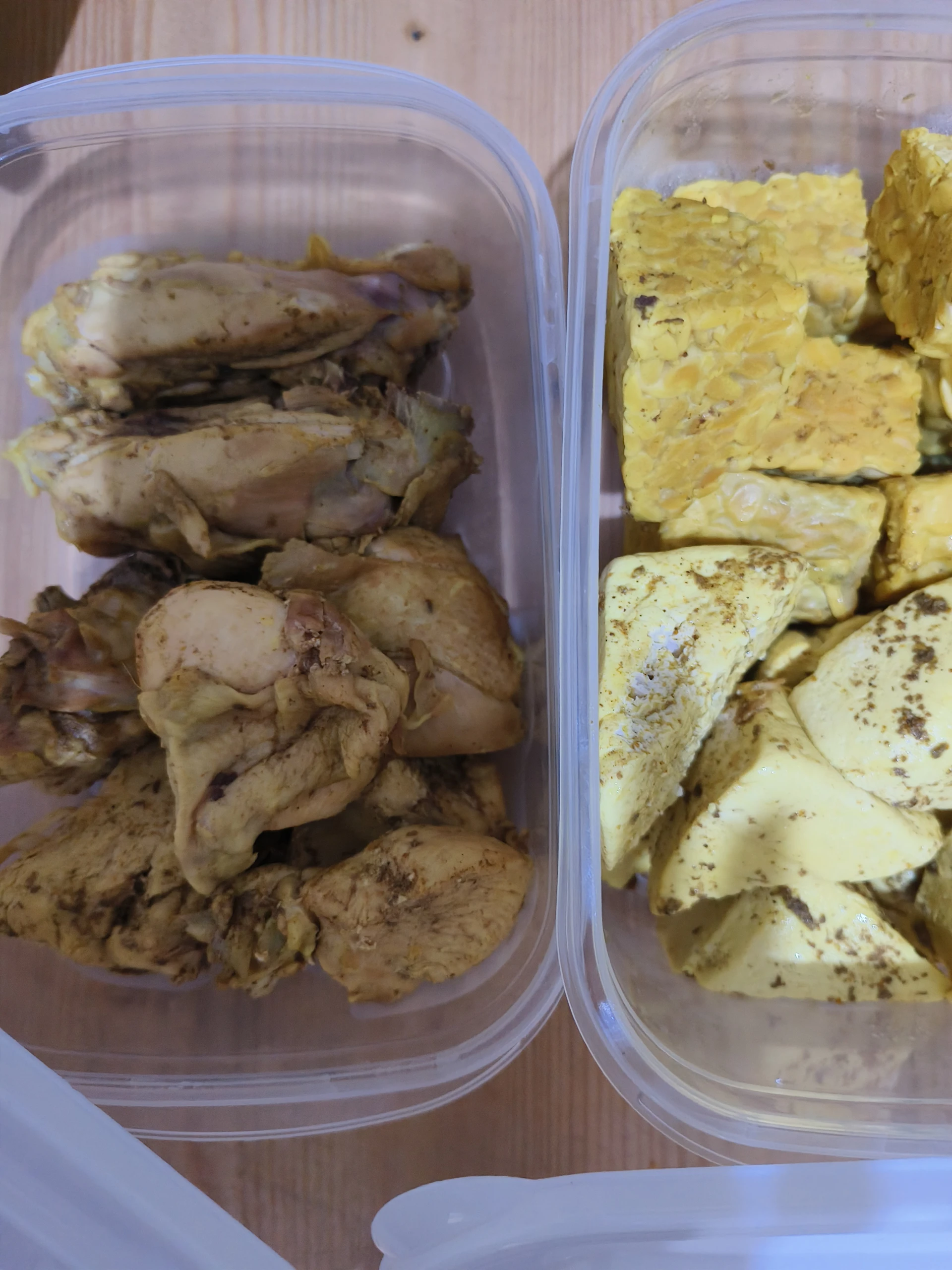 Tips agar ayam, tempe dan tahu tahan lama di chiller kulkas
