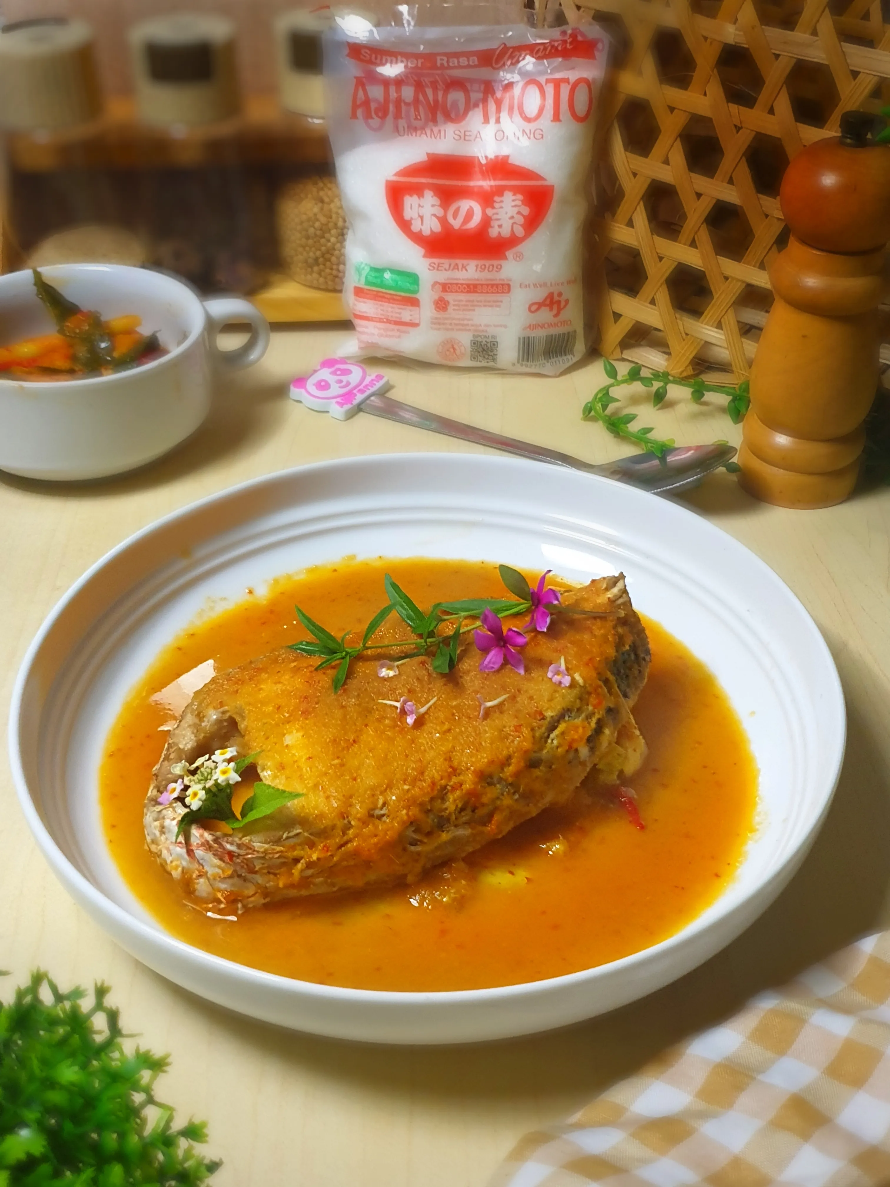 TOM YUM FISH