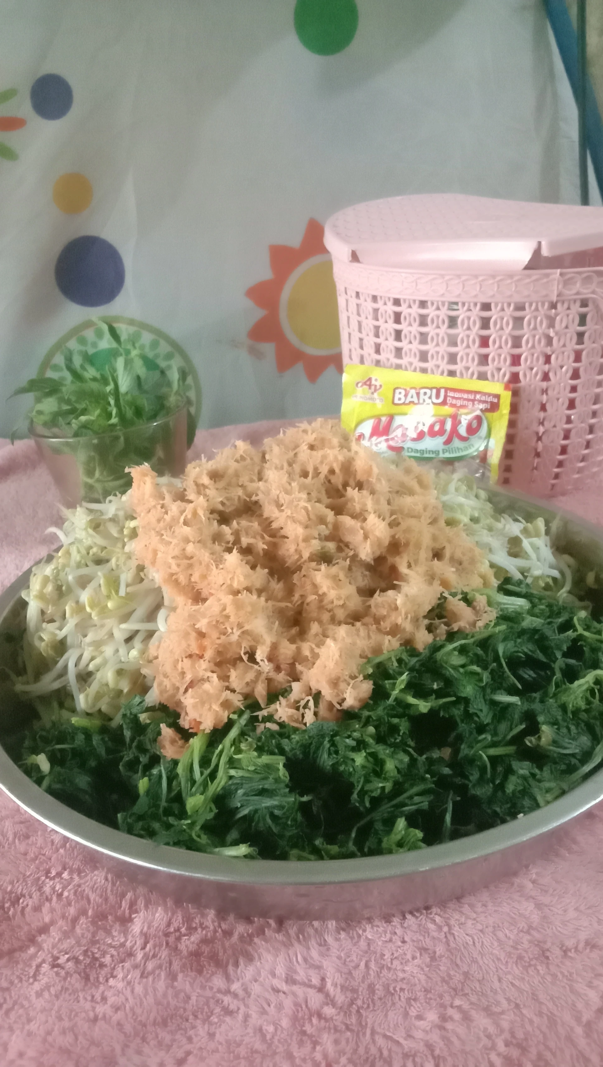 Urap-Urap Daun Kenikir, Tradisi Sehat yang Selalu Dirindukan, Sederhana,Segar dan penuh cinta