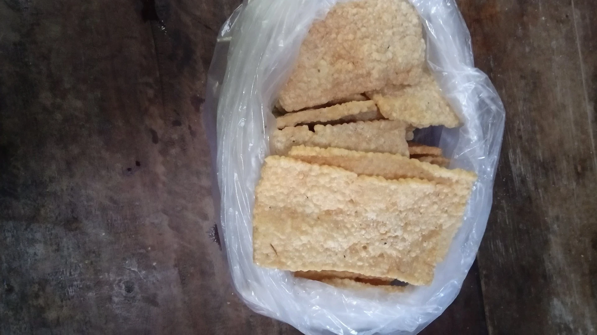 Karak atau Kerupuk Gendar