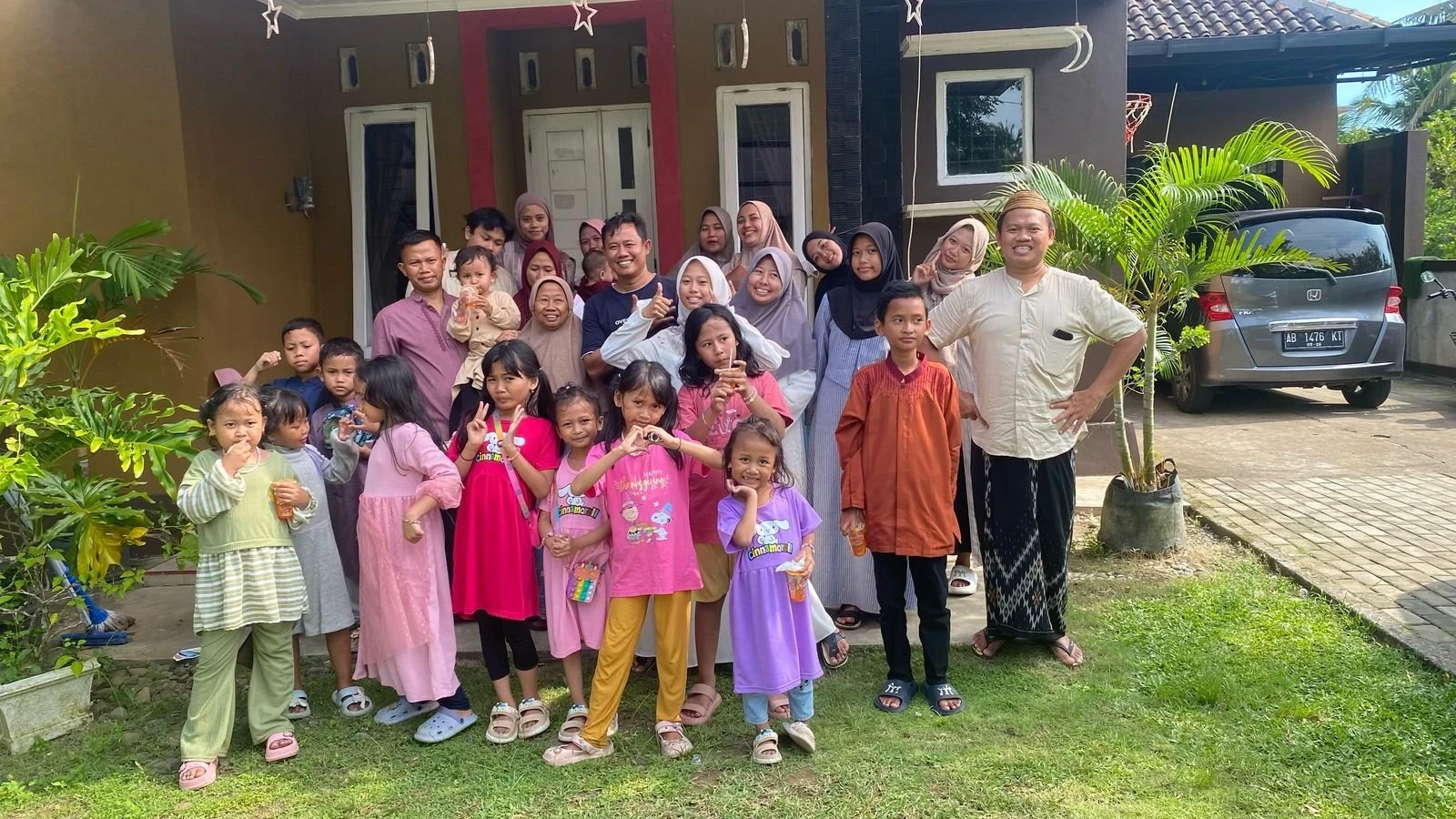 KEBERSAMAAN DI HARI RAYA
