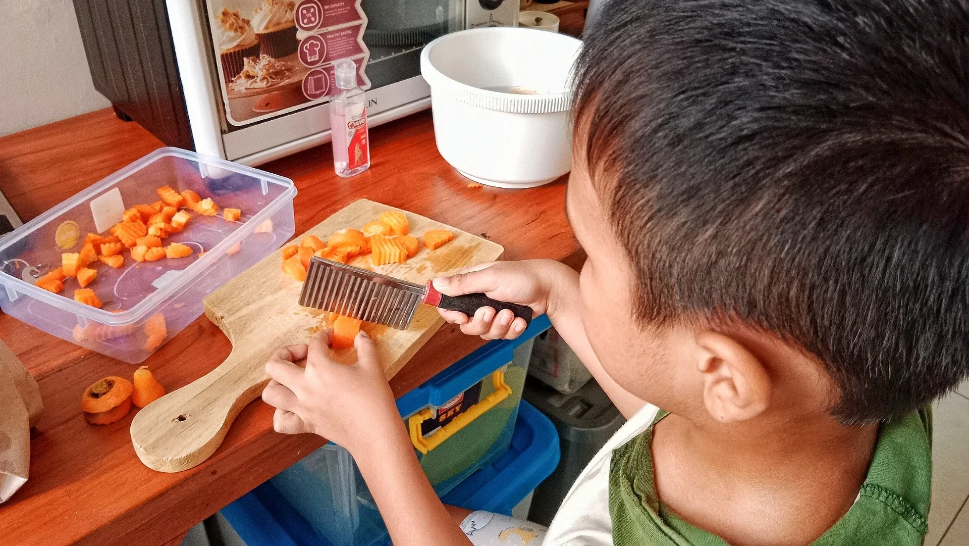 #KegiatanFavorit Membantu Memasak