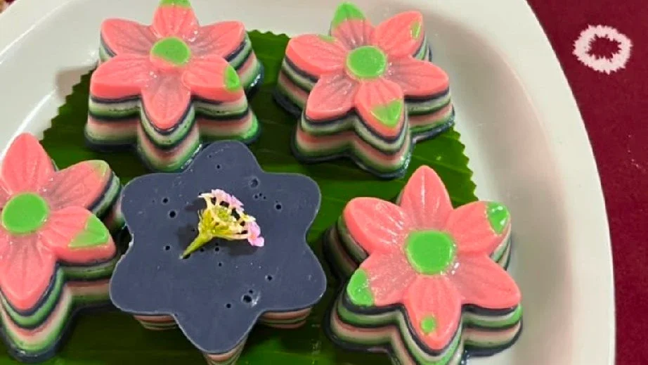KUE LAPIS