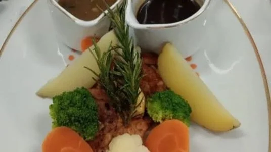 Latihan Plating Ala Chef, Tetap Perhatikan Gizi! #IsiPiringmuHariIni