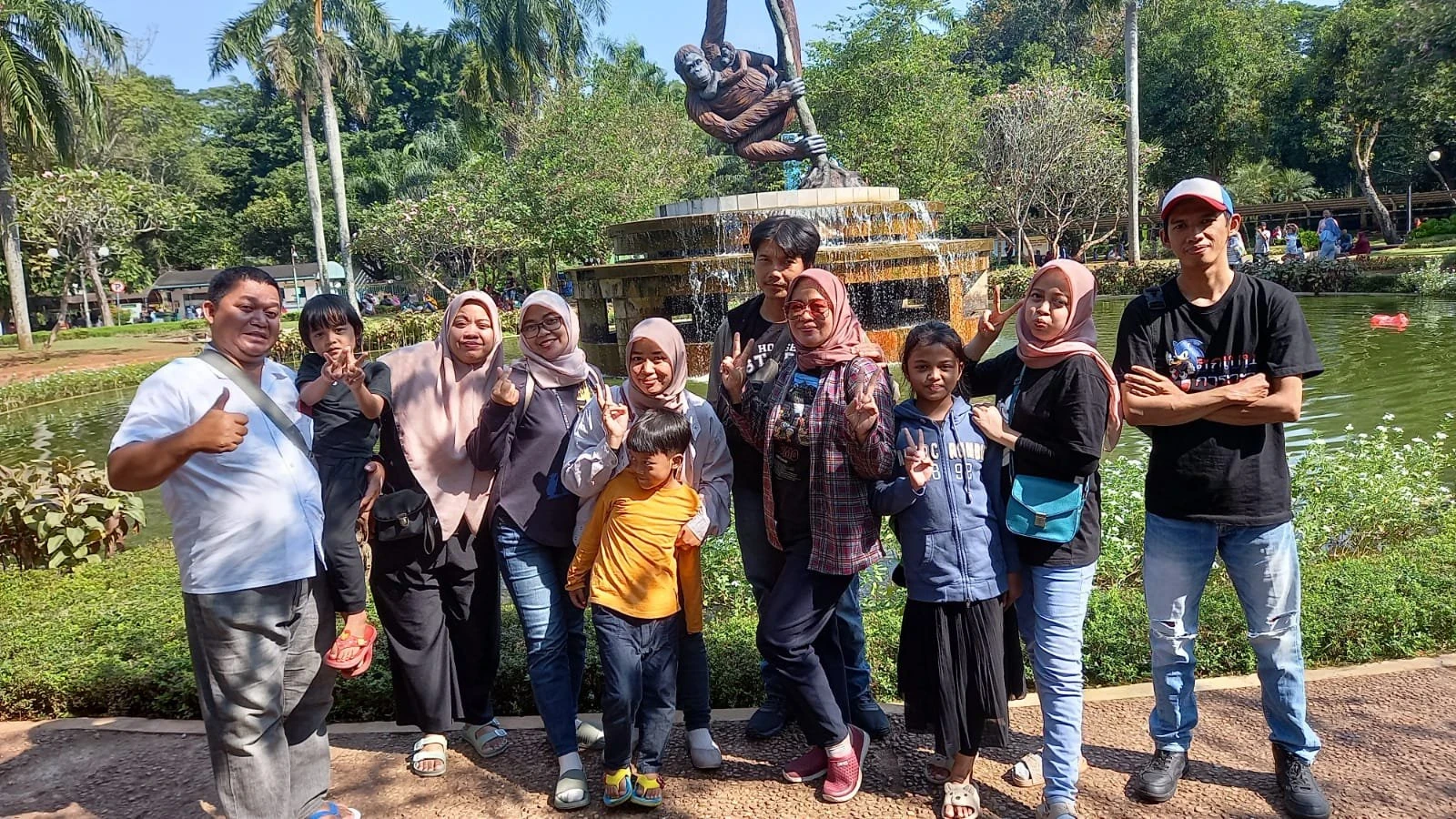 Liburan Kekebun Binatang