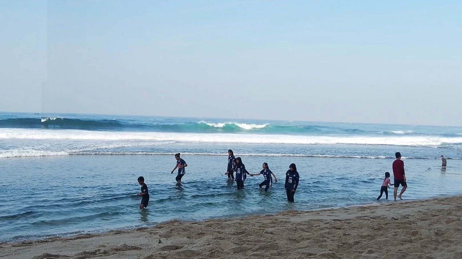 main air di pantai #KegiatanFavorit
