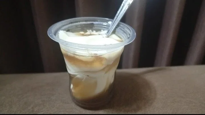 Makan Kembang Tahu