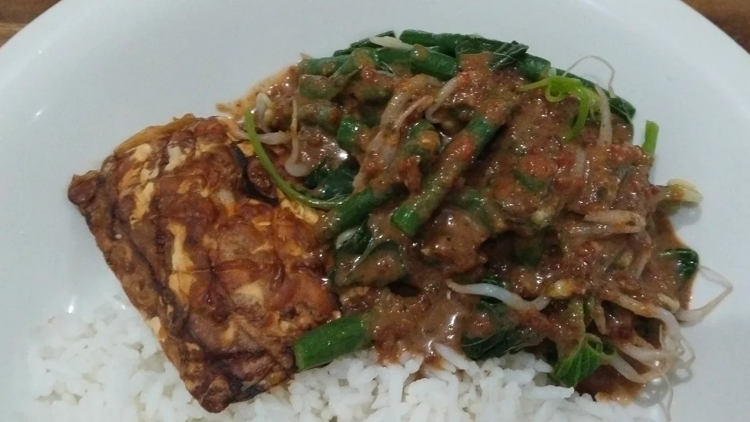 Makan Malam Tempe Pecel