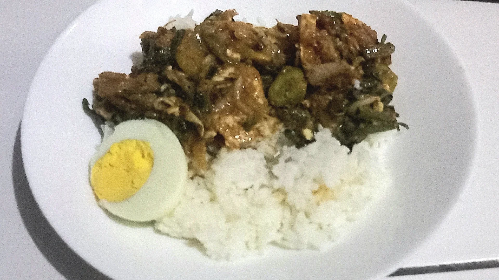 Makan siang dengan gado gado #IsiPiringmuHariIni