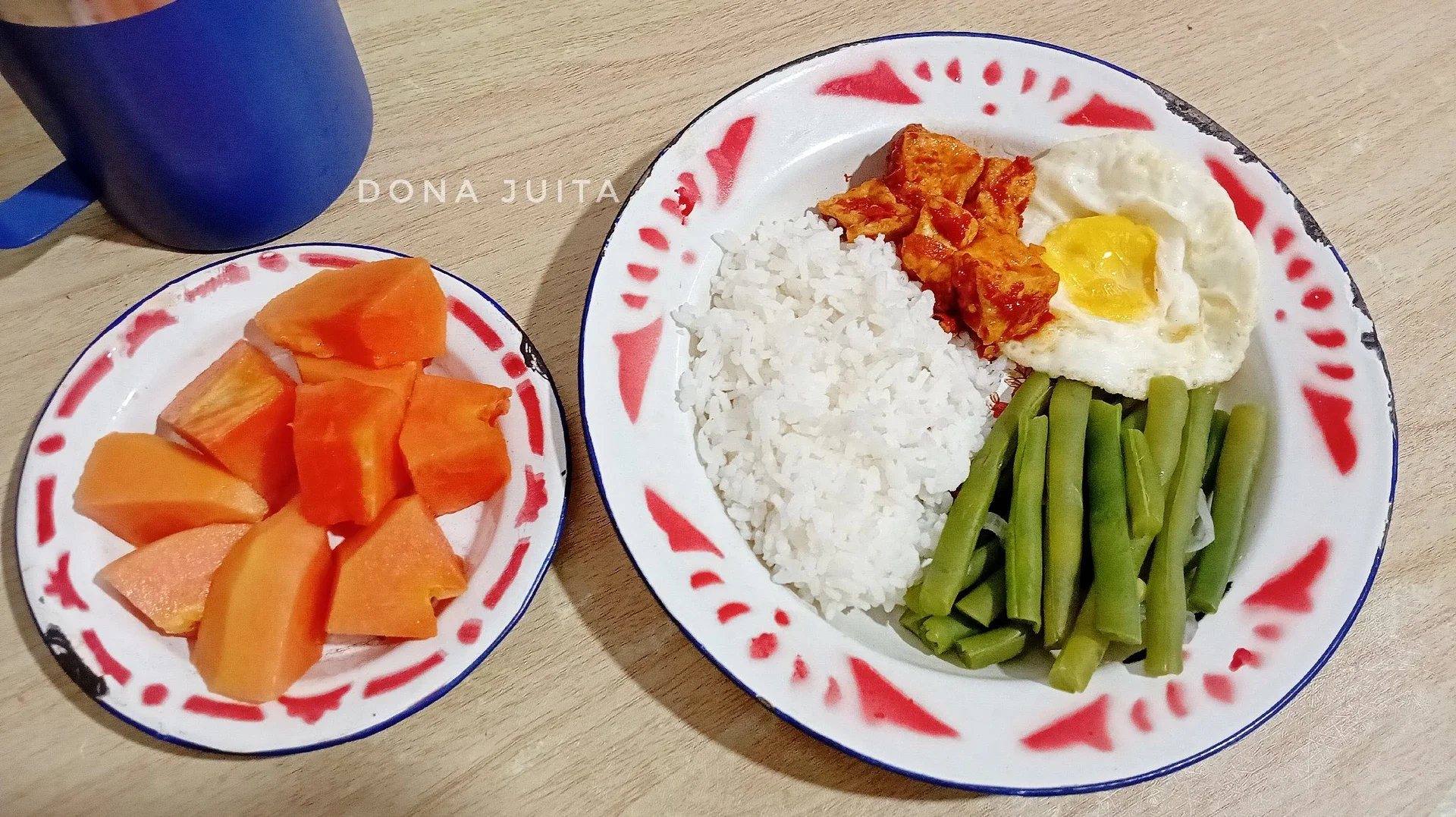 Makan Soreku Hari Ini, Seporsi Nasi dan Telur Ceplok #IsiPiringmuHariIni
