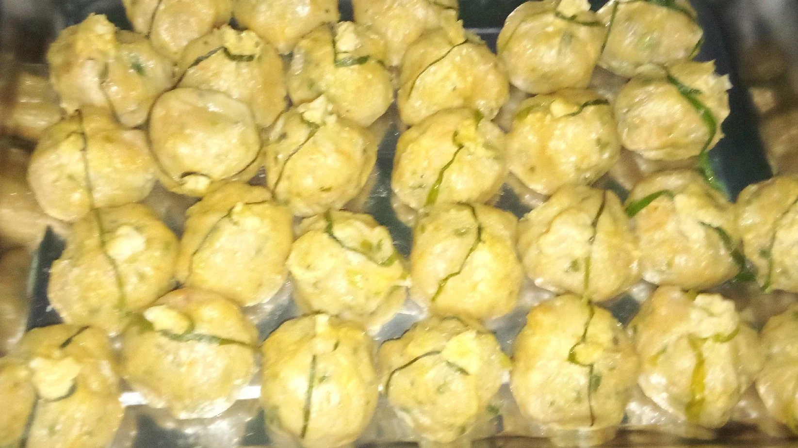 Malam gini enaknya makan apa ya?