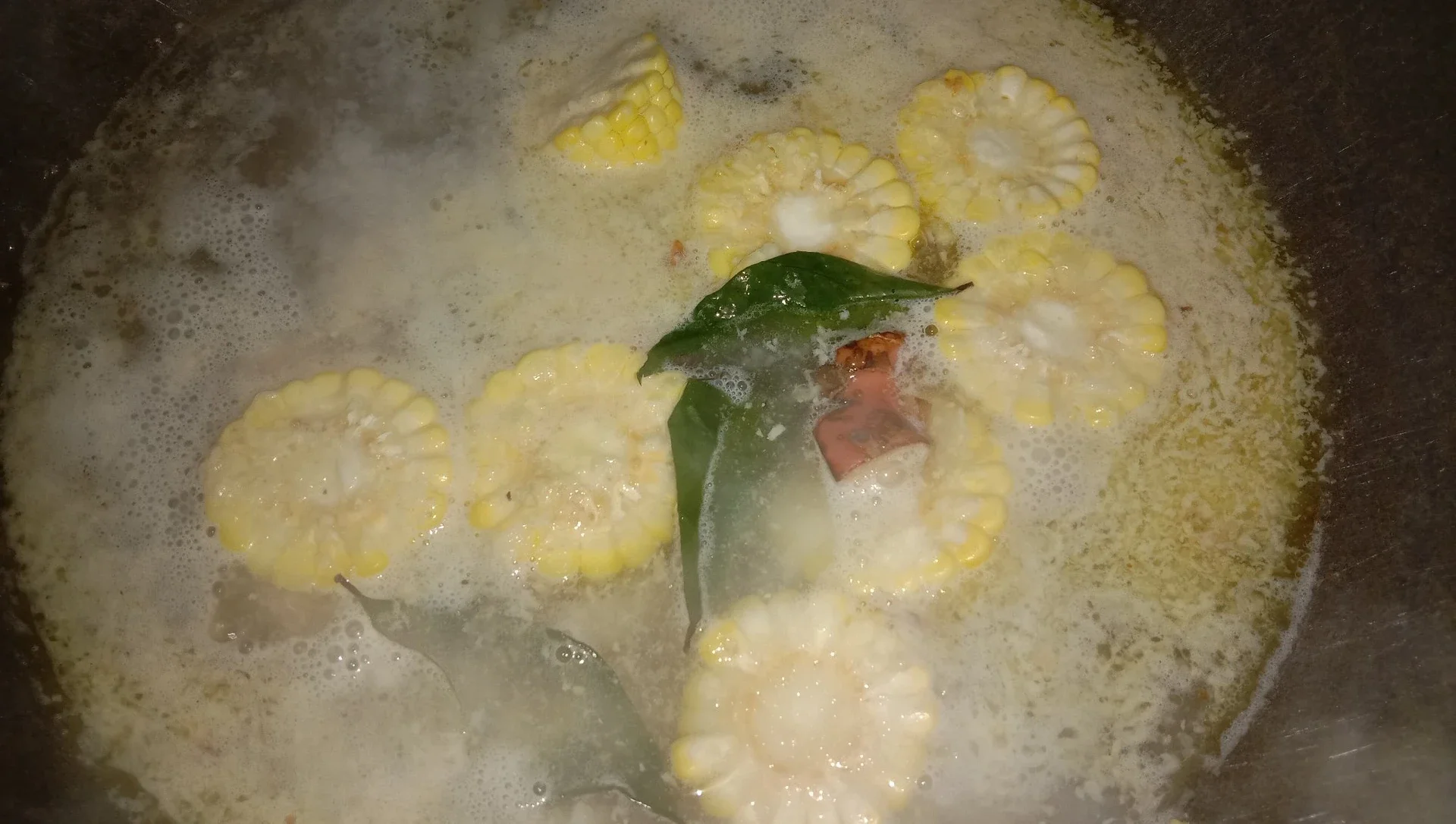 Masak sayur yang keras dulu
