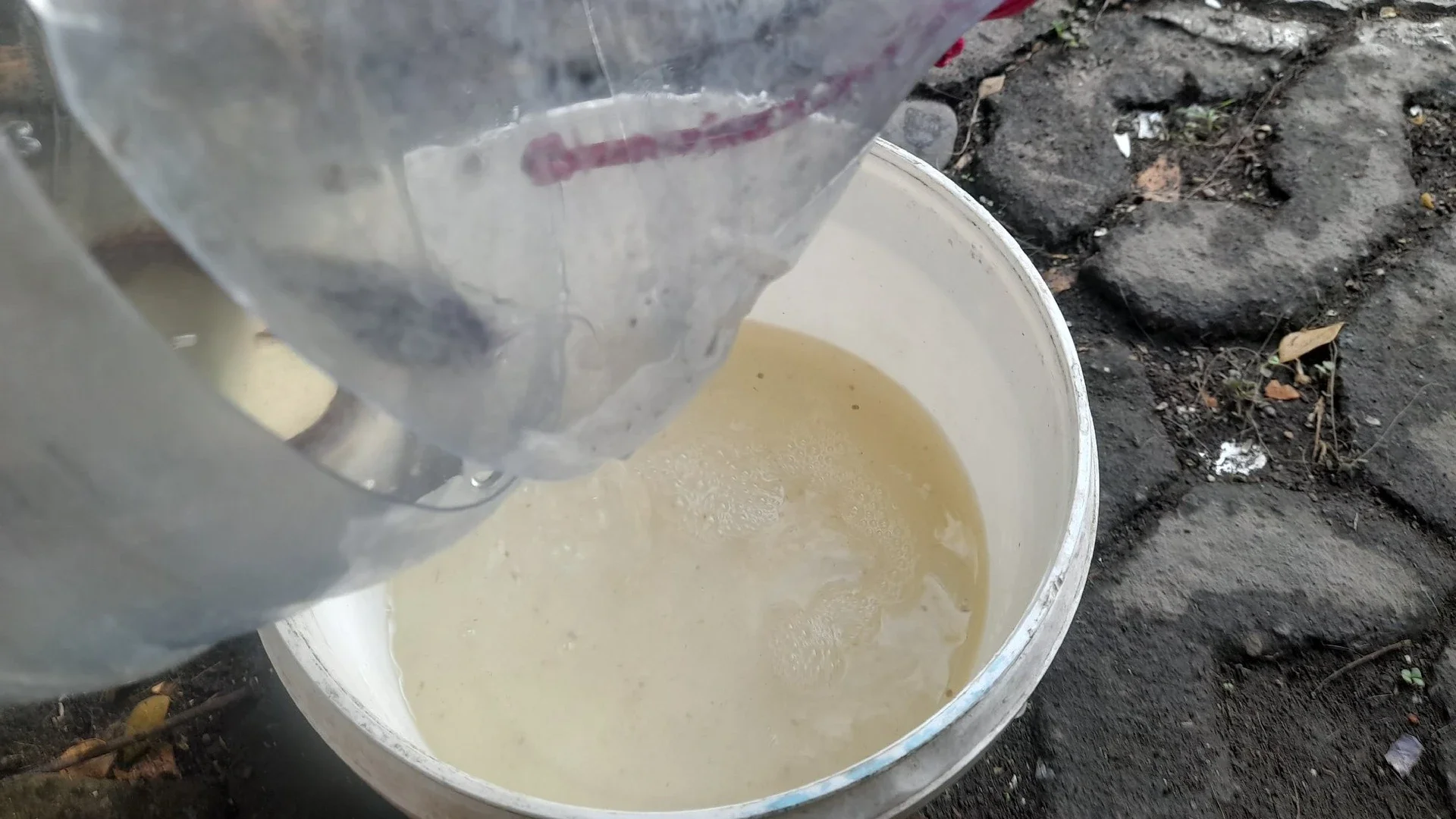 Memanfaatkan Air LimbahBudikgalon