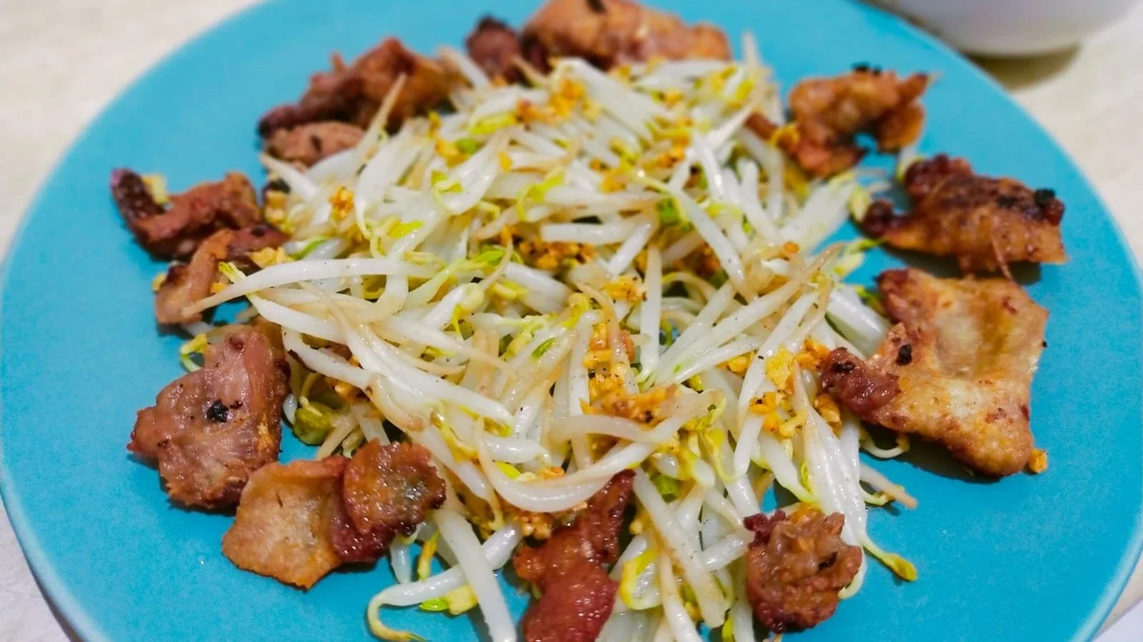 Memanfaatkan minyak ayam alami