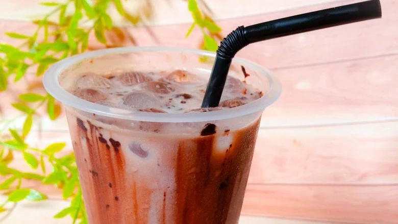 Membuat Es Cokelat #KegiatanFavorit
