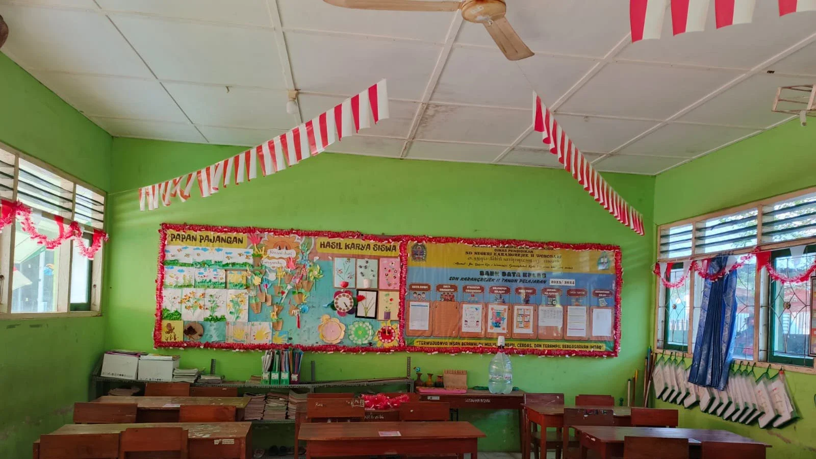 menghias kelas untuk 17an