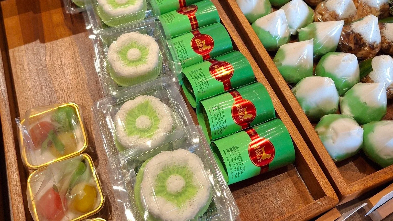 Menikmati Aneka Jajanan Pasar Nusantara #KegiatanFavorit