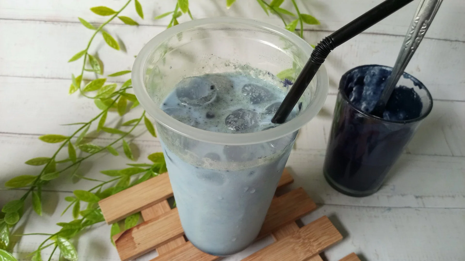 Menikmati Es Telang Susu #KegiatanFavorit