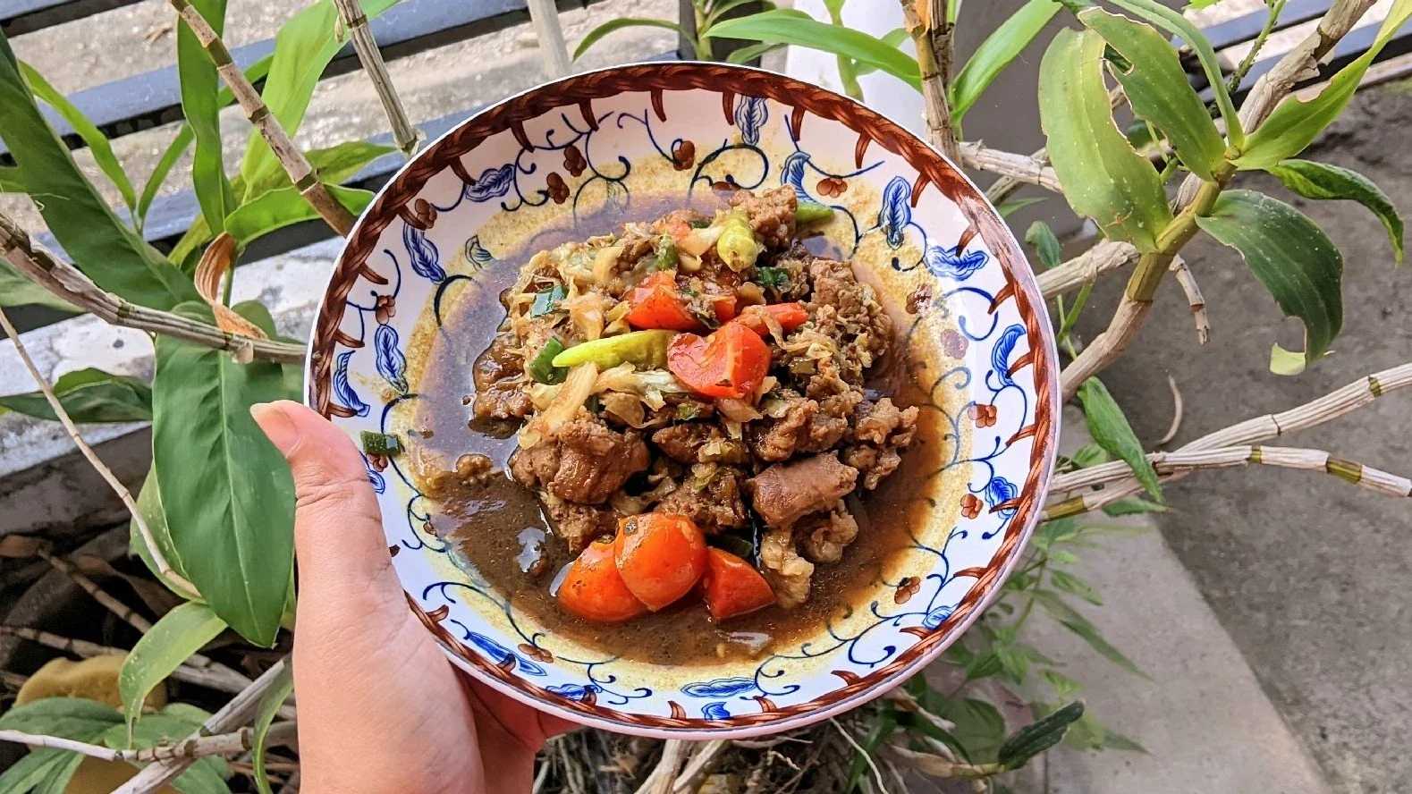 Menikmati Tongseng Daging Sapi Bersama Keluarga #MaknaIduladha