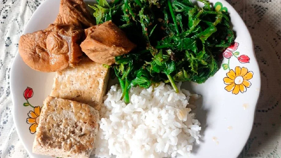 Menu Makan Siangku Hari Ini #IsiPiringmuHariIni