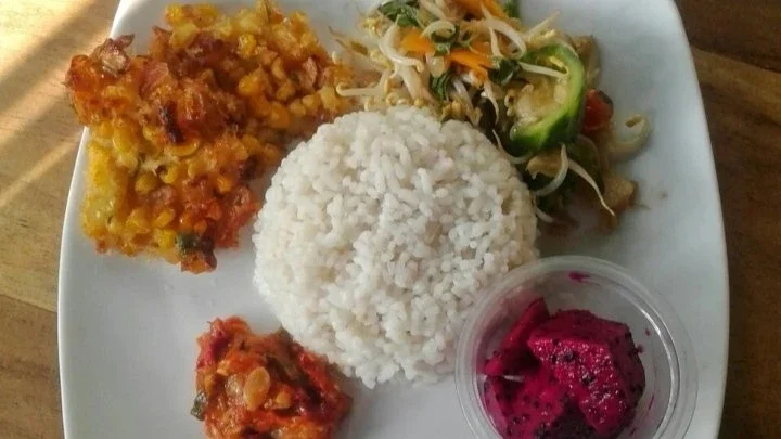 menu sederhana sarat gizi dalam #isipiringmuhariini