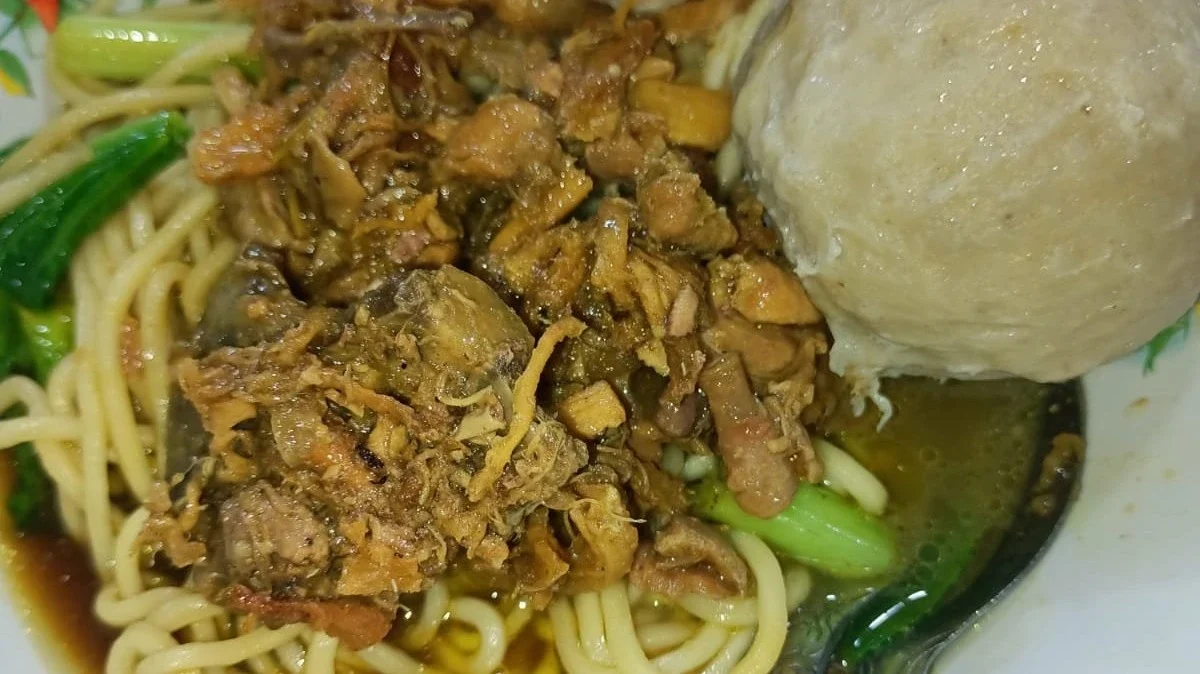 Mie Ayam Bakso, Menu Andalan Kalau Lagi Malas Masak #IsiPiringmuHariIni