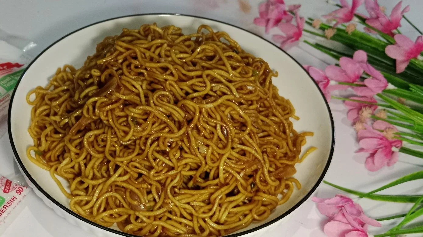 mie lagi dan lagi