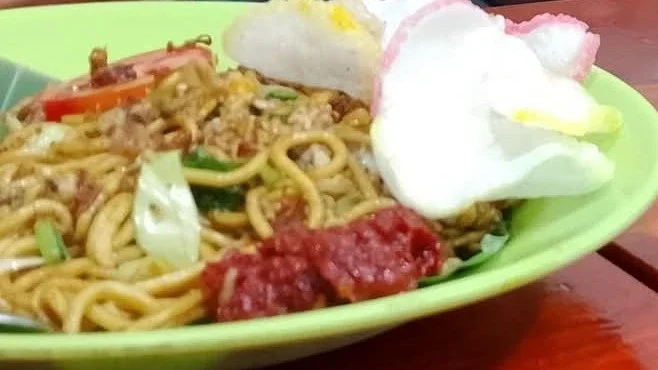 Mie Tek Tek langganan