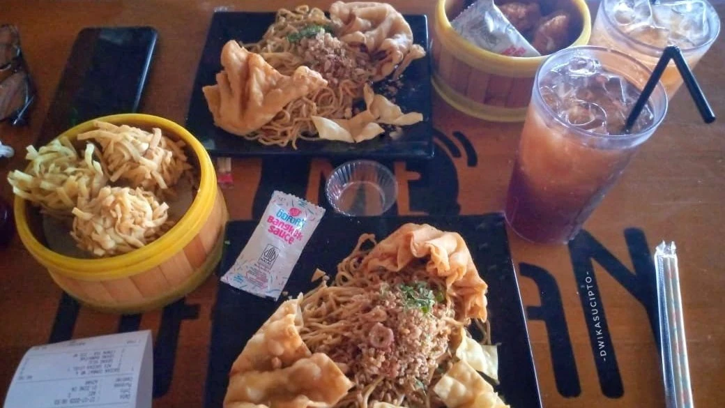 MIE VIRAL FAVORIT #DiBalikLensa Umamichi