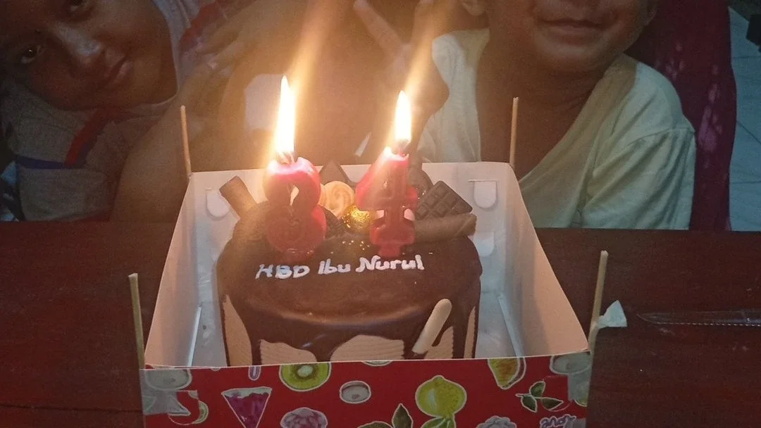Moment Ultah Ibu
