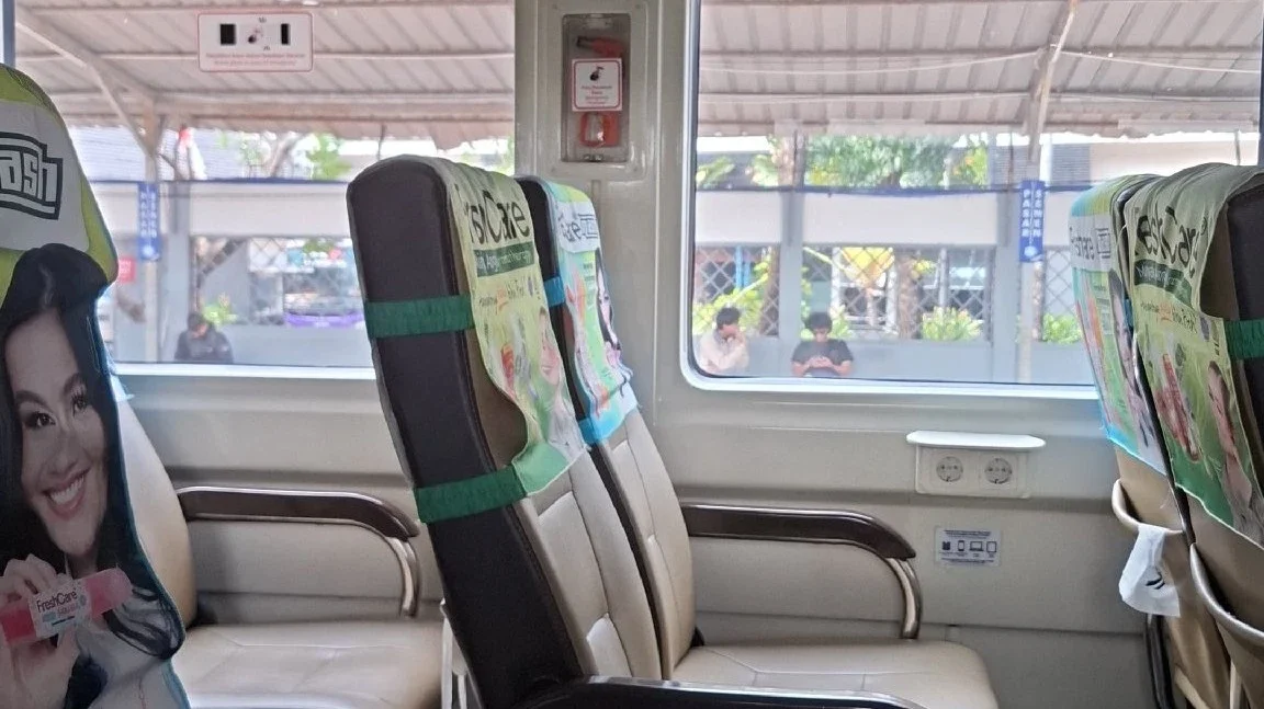 Naik kereta