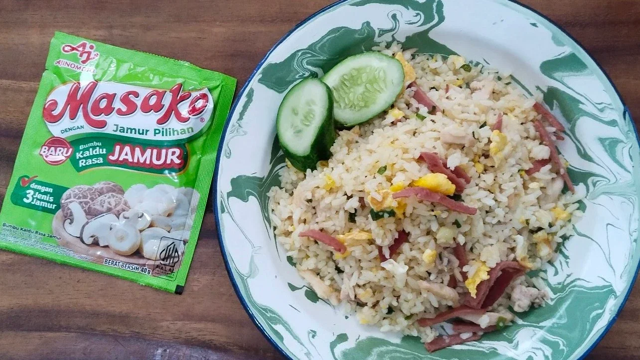 Nasi Goreng Margarin Pakai Ayam Telur Ala Masako