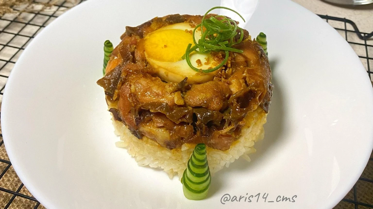 Nasi Tim AYAM Jamur Kuping pakai Sajiku bumbu Nasi Goreng rasa Ayam