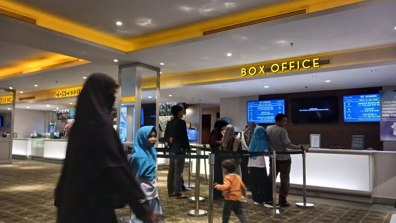 Nonton di bioskop #kegiatanfavorit