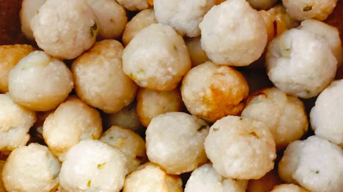 Pempek adaan