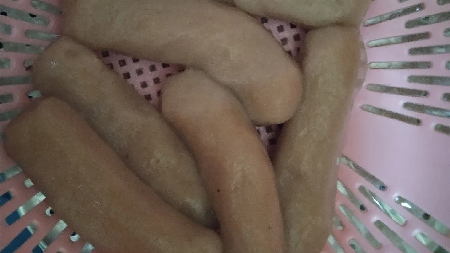 pempek tanpa ikan belum di goreng