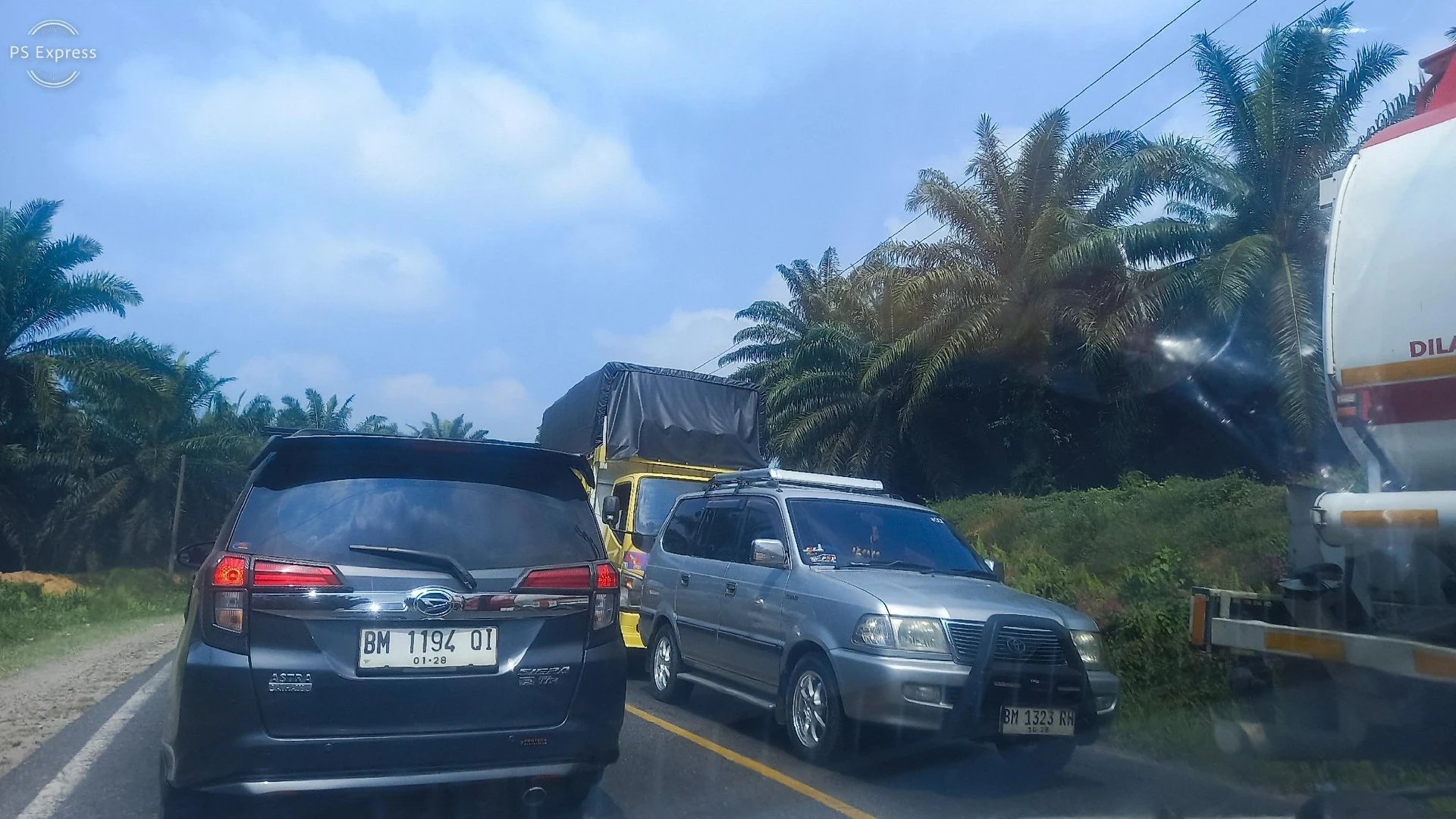Perjalanan mudikku yang ramai #CeritaMomenFitri