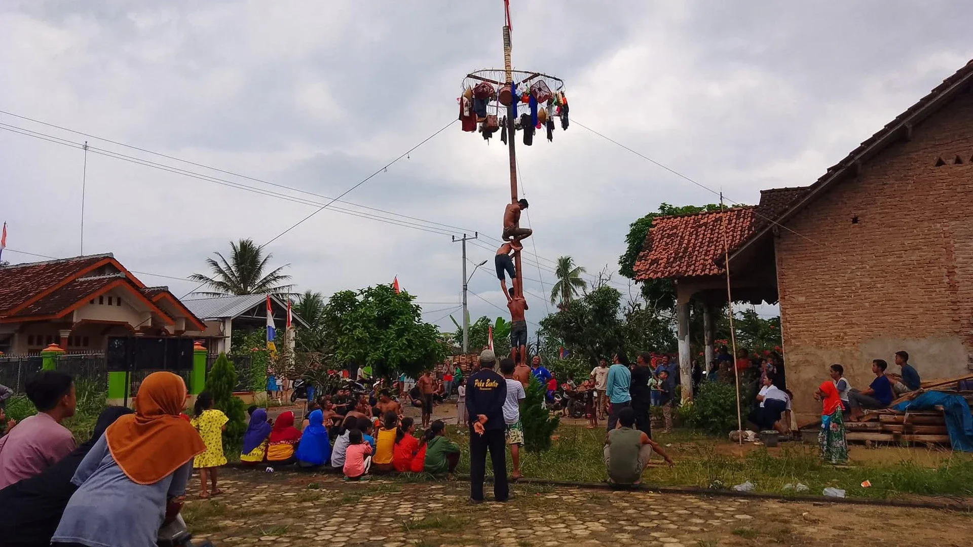 Persiapan Agustusan