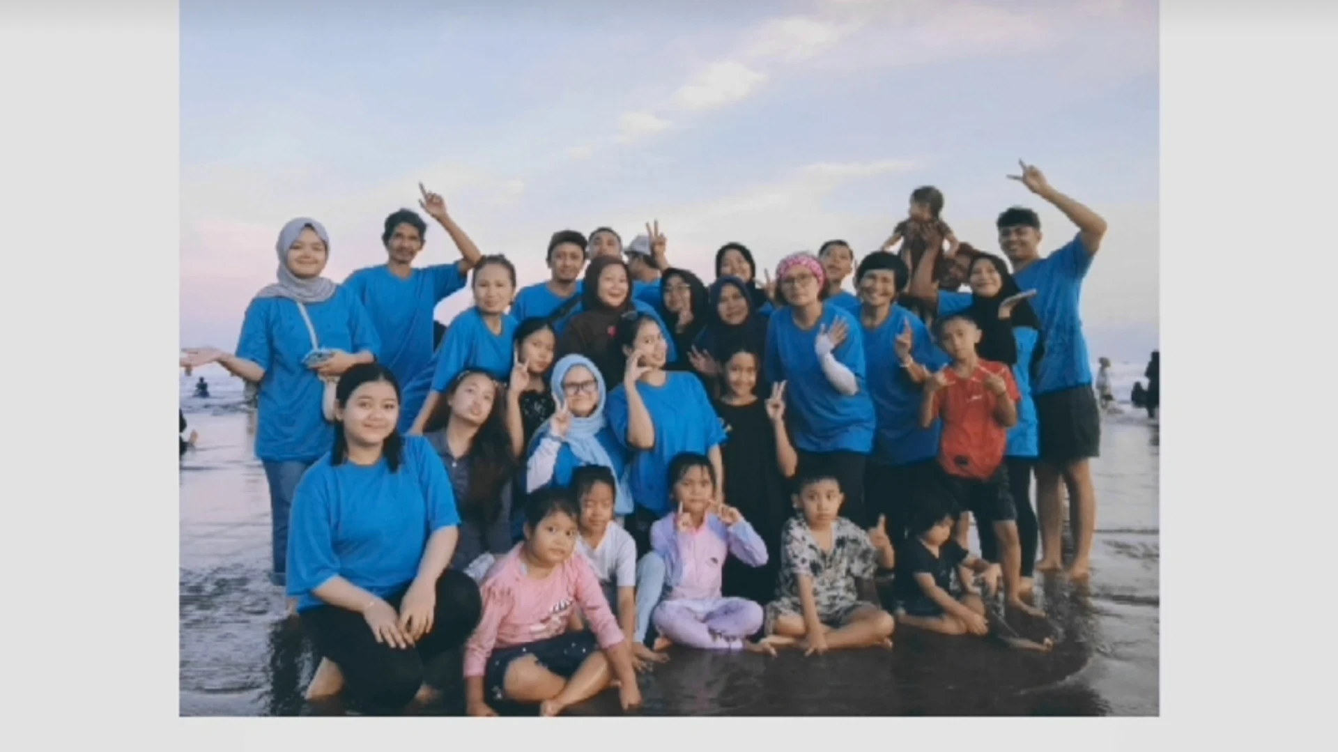 Piknik Lebaran ke Pangandaran #CeritaMomenFitri