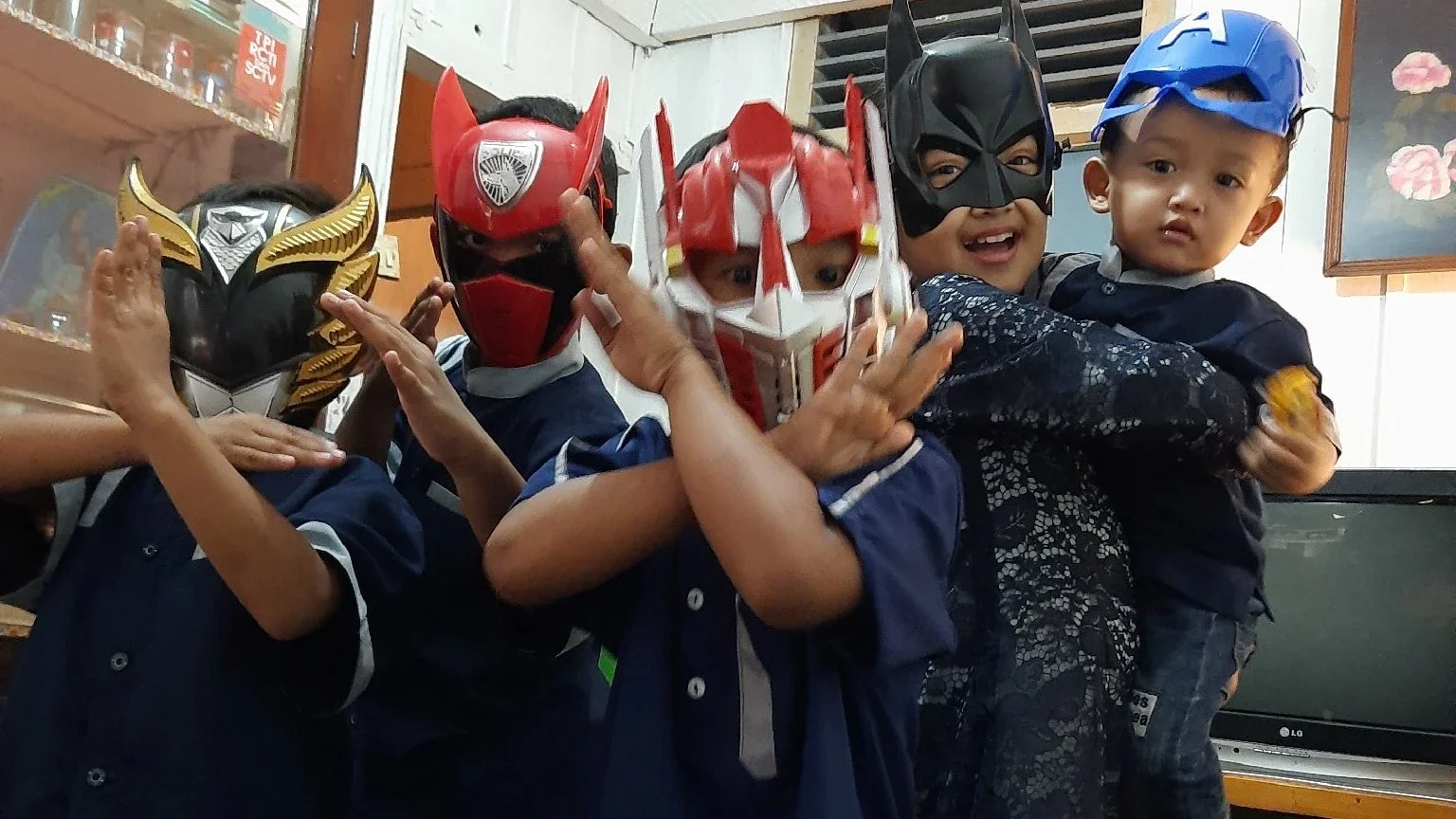 Ponakan Berkumpul ( superhero kecil)  #KegiatanFavorit