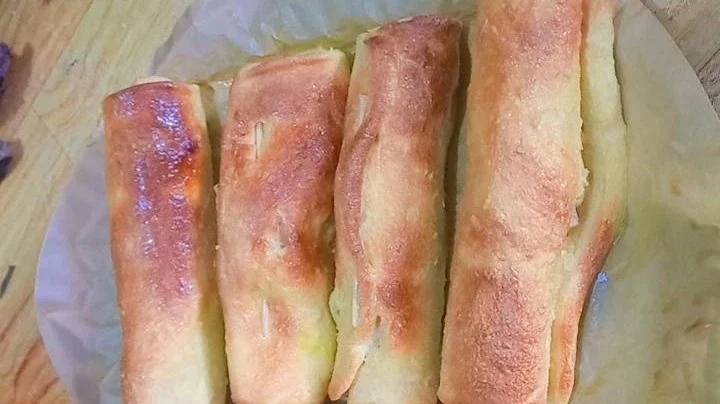 roti tawar gulung isi keju