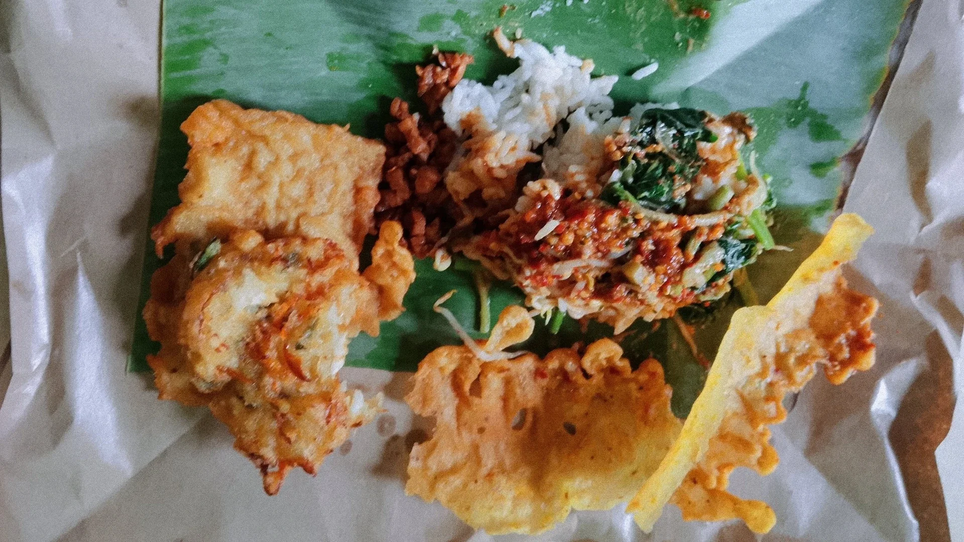 Sarapan pagi dengan nasi pecel