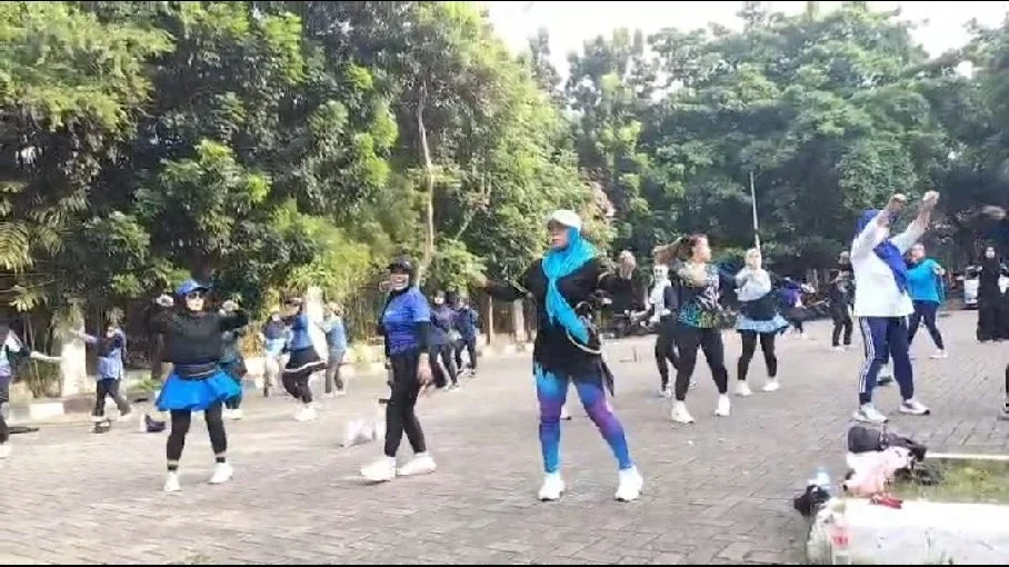 senam aerobik tanggal merah