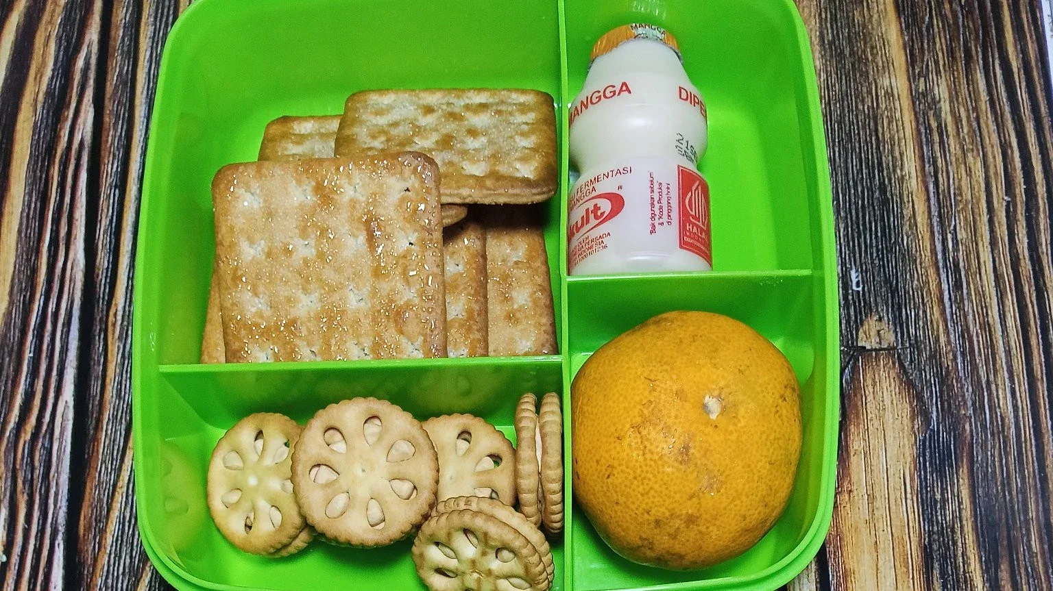 snack anak sekolah