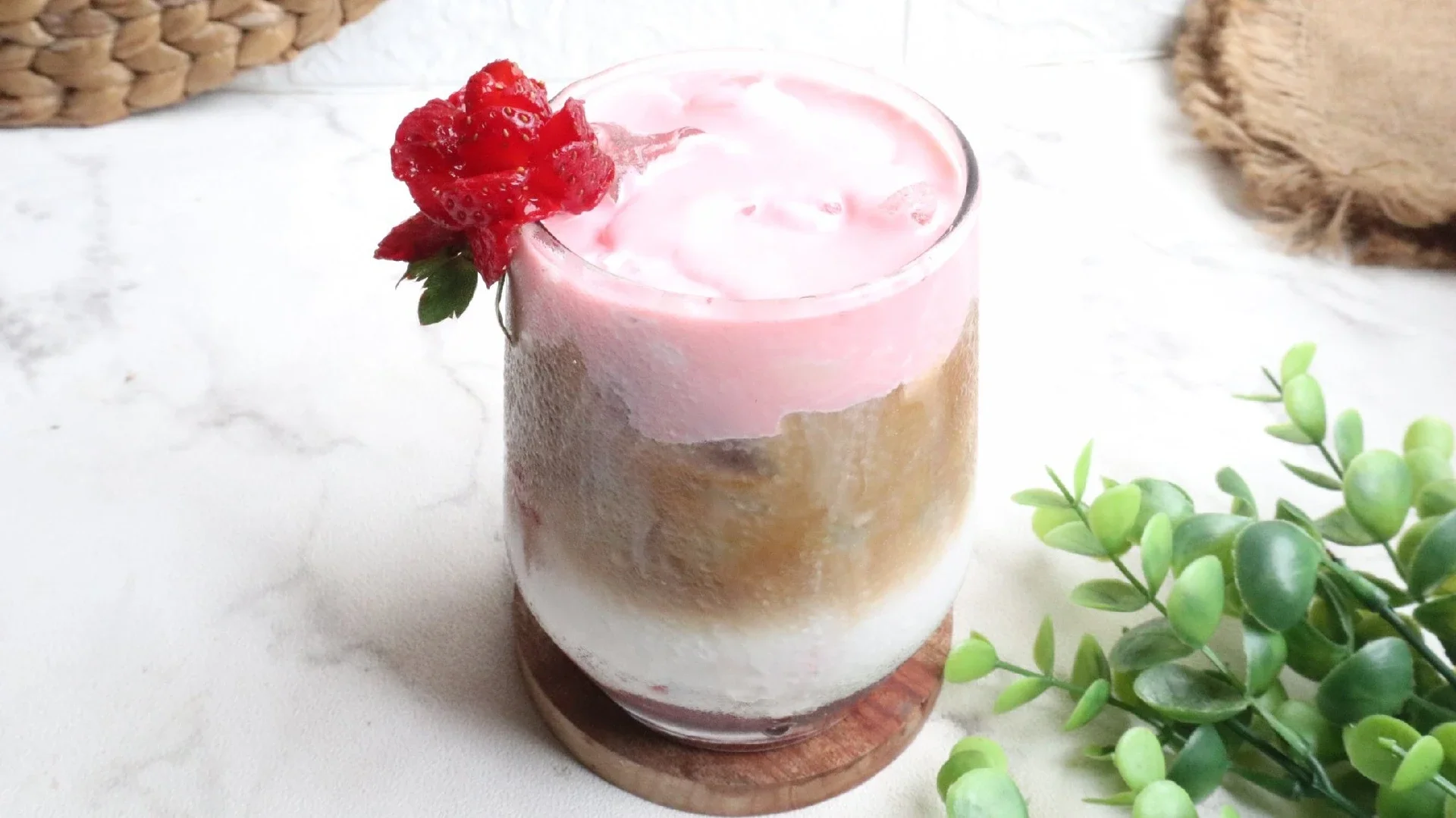 Strawberry Coffee Latte