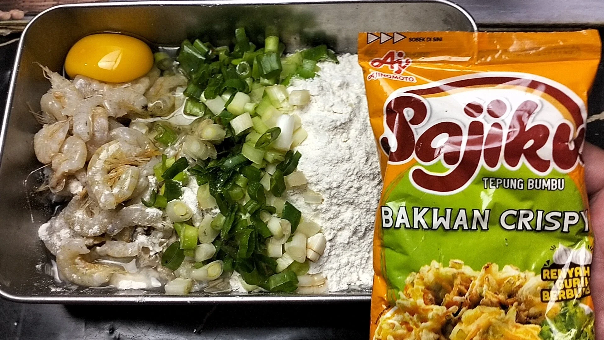 Suka bakwan udang, jagung atau sayur?