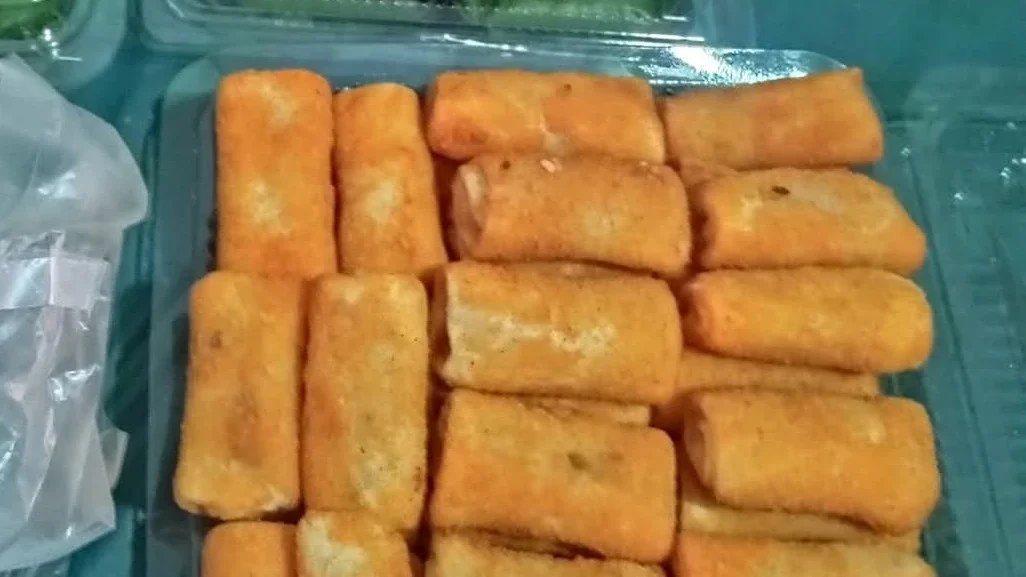 Suka risol atau lumpia?