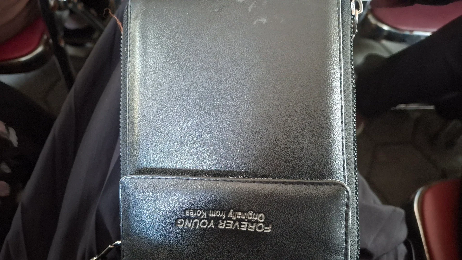 tas hitam