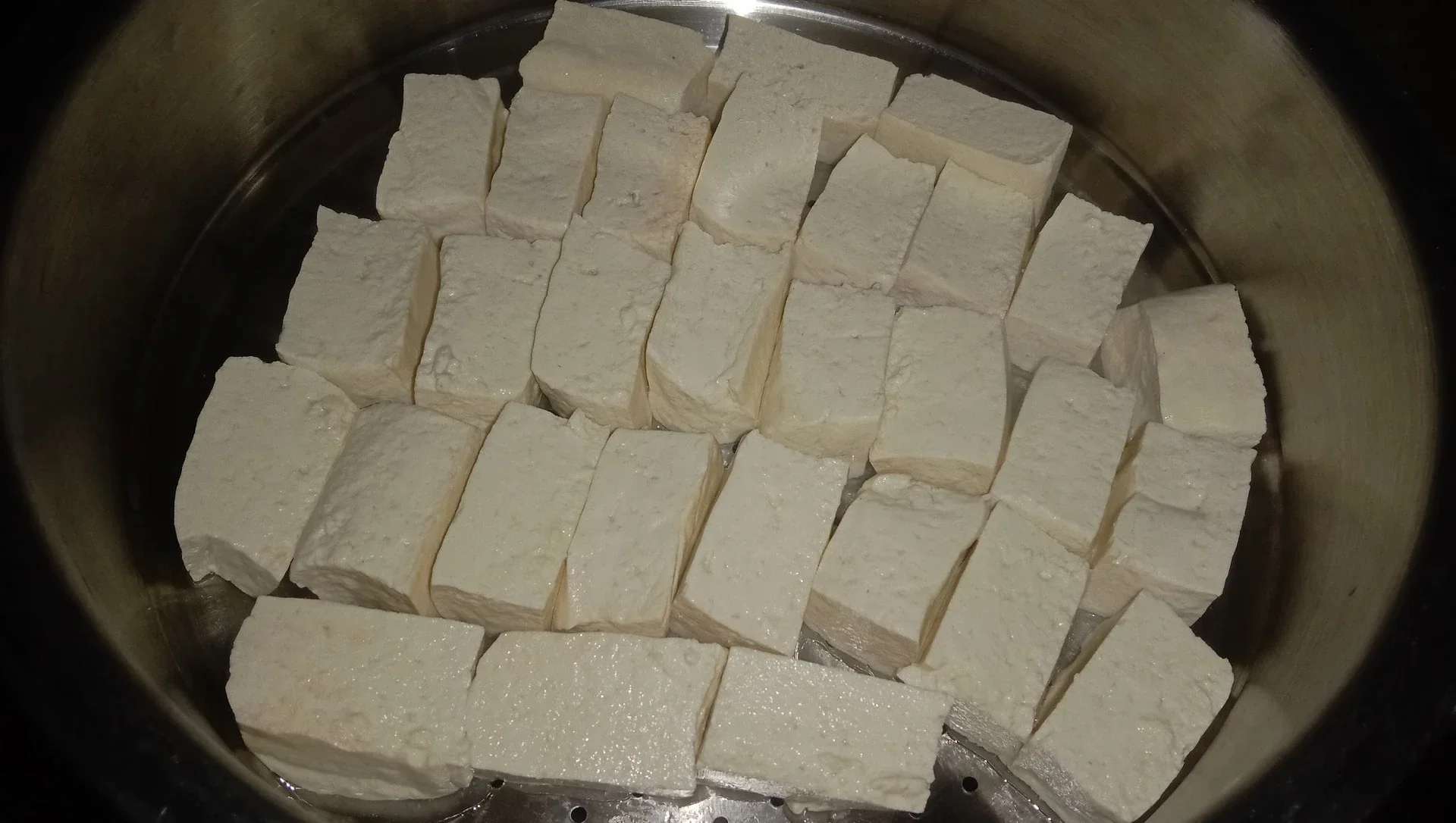 Tujuan tahu di kukus
