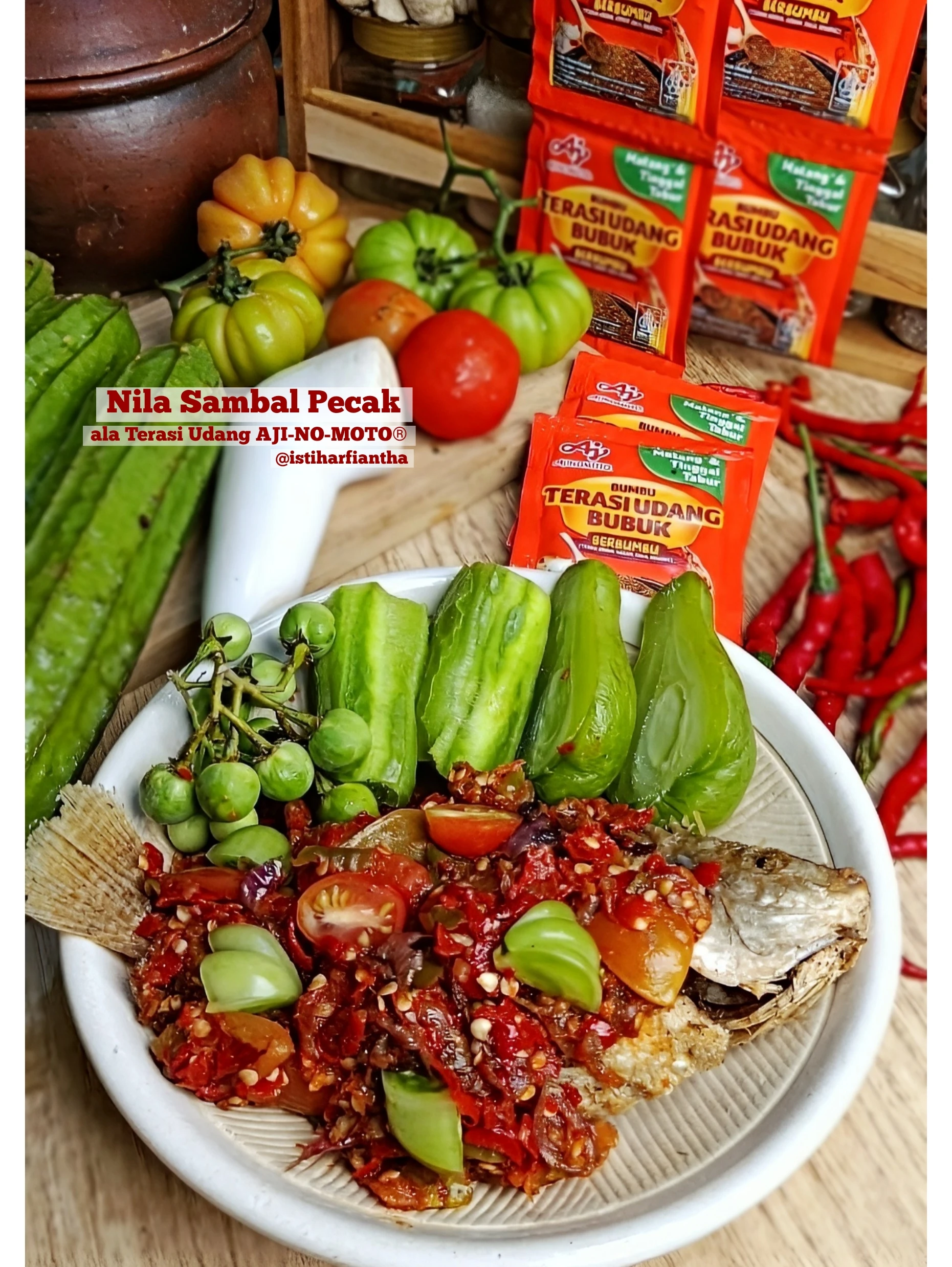 " Ikan Nila Sambal Pecak ala Terasi Udang AJI-NO-MOTO® "